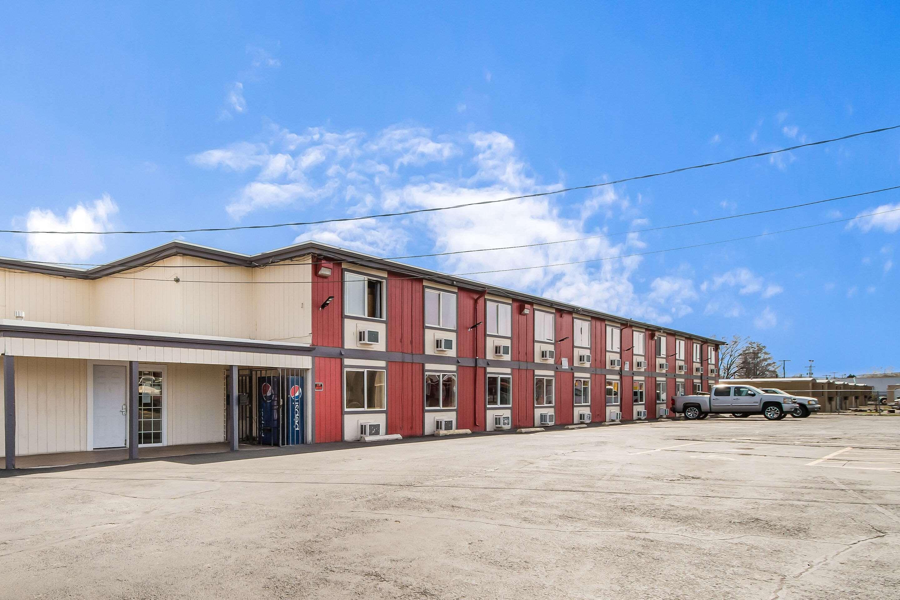 Rodeway Inn Yakima Exteriör bild